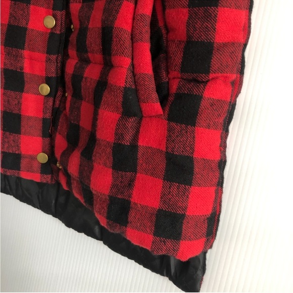Red and Black Plaid Vest - Picture 6 of 6